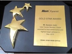 Gold Star Award To Sanjiv Joshi At Jiten Pyramid Dadar In 2015 Gold Star Award To Sanjiv Joshi At Jiten Pyramid Dadar In 2015